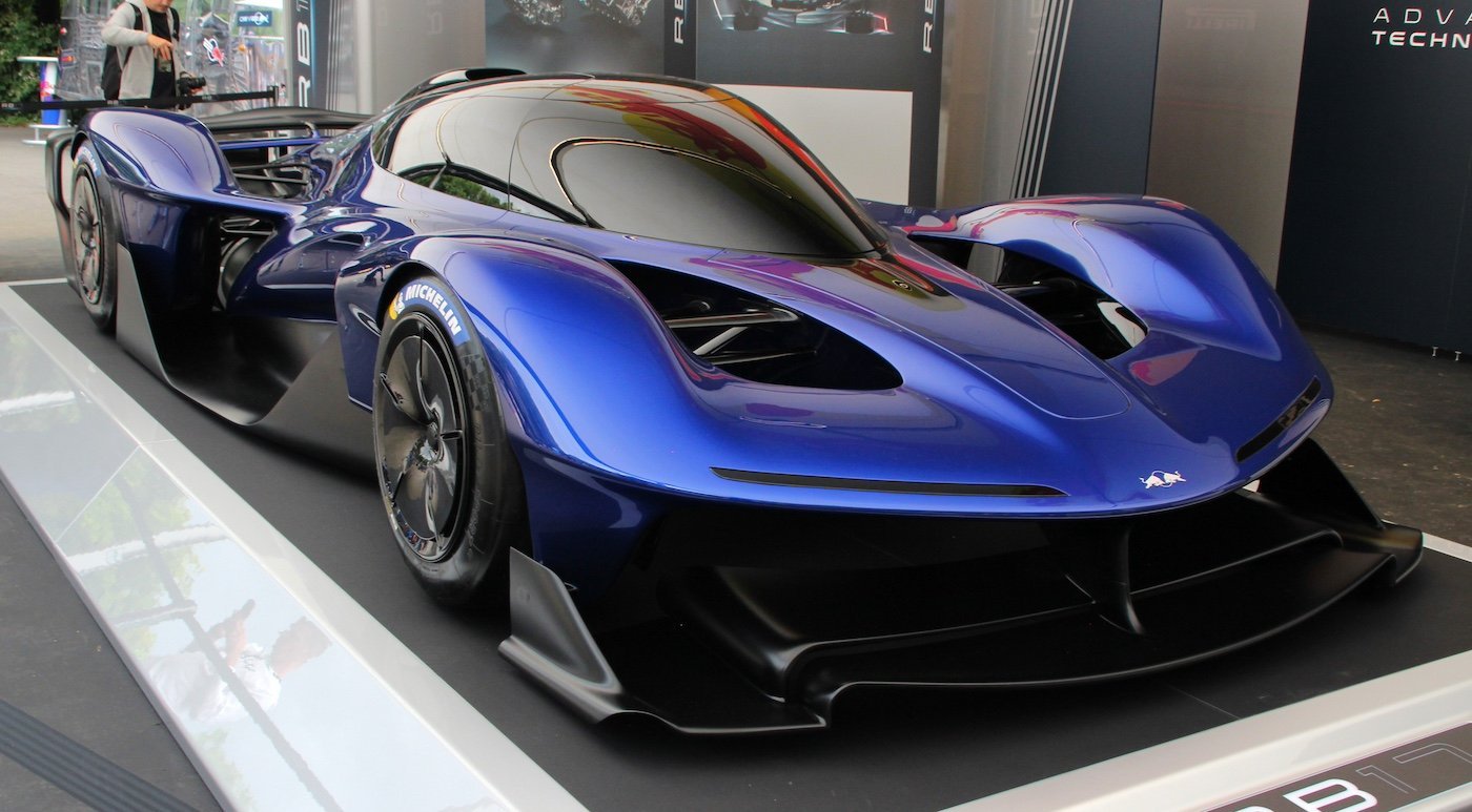 Hypercars on the fast track